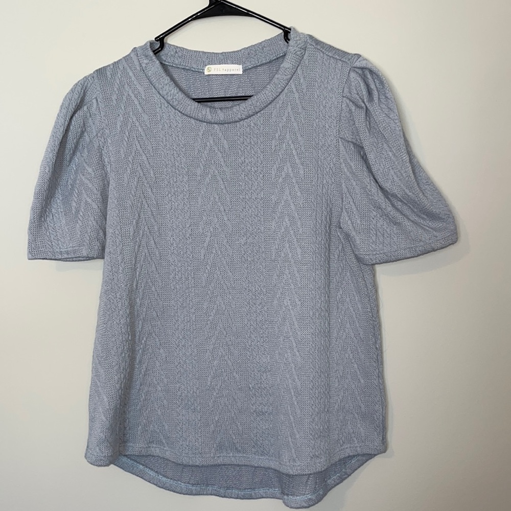 Women’s Cable Knit Style Short Sleeve Top